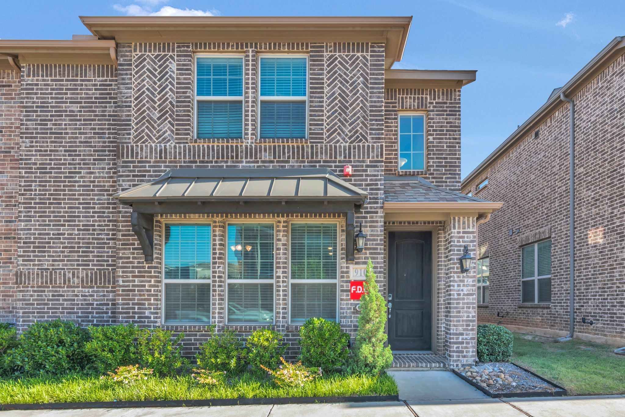 910 Estelle Drive - 1